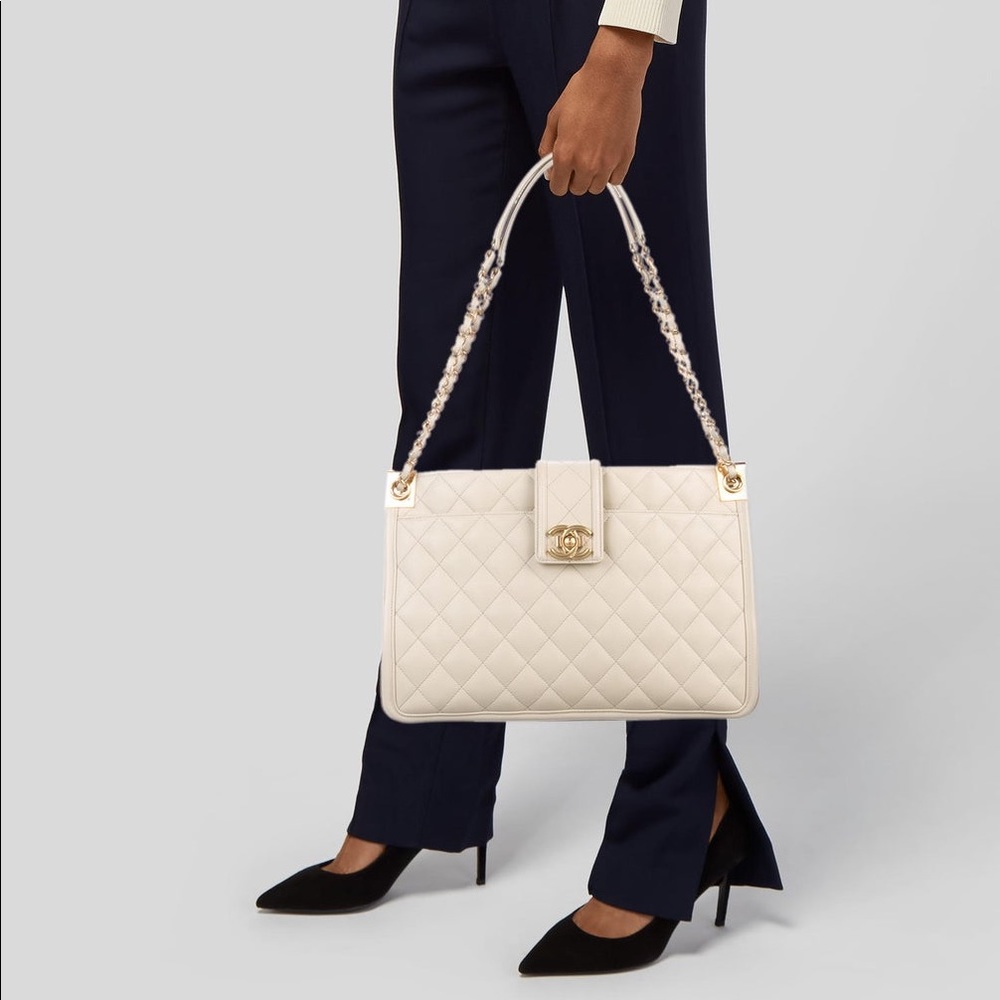 CHANEL Light Beige Large Shopping >30 CM